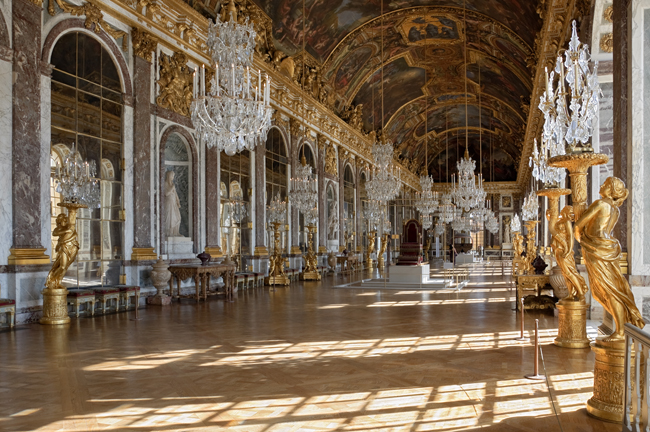 Zrcadlová síň ve Versailles